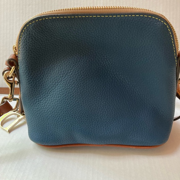 Dooney & Bourke domed Blue and Tan Crossbody Bag - Picture 2 of 9